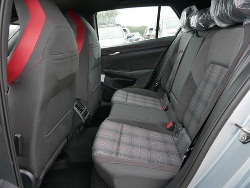 2025 Volkswagen Golf GTI 2.0T S DSG