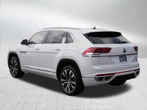 2022 Volkswagen Atlas Cross Sport 3.6L V6 SEL Premium R-Line