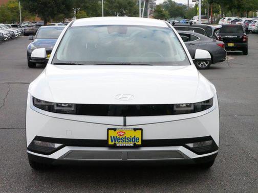 2023 Hyundai IONIQ 5 SE