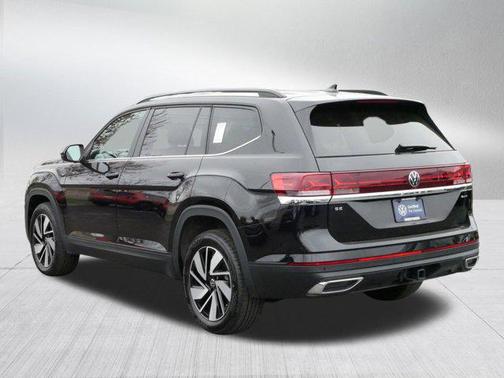 2024 Volkswagen Atlas 2.0T SE w/Technology 4MOTION