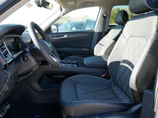 2026 Volkswagen Atlas 2.0T SEL Premium R-Line 4MOTION