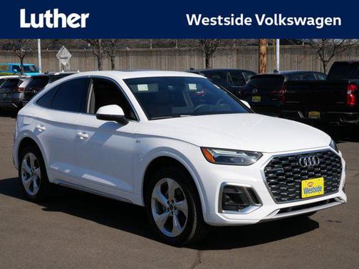 Arkona White 2025 Audi Q5 45 S line Premium