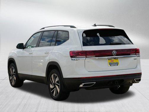 2025 Volkswagen Atlas 2.0T SE w/Technology 4MOTION