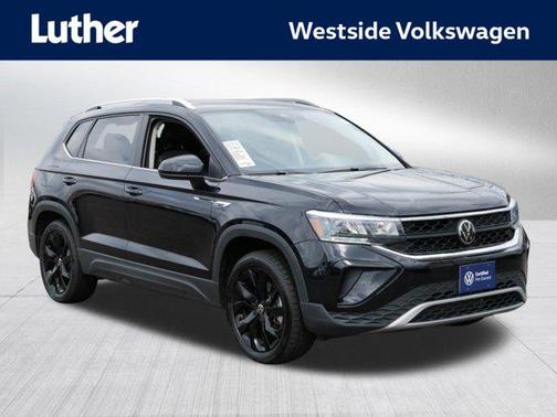Deep Black Pearl 2023 Volkswagen Taos 1.5T SE