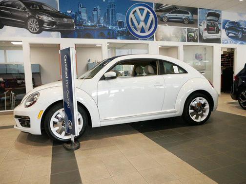 2019 Volkswagen Beetle 2.0T SE