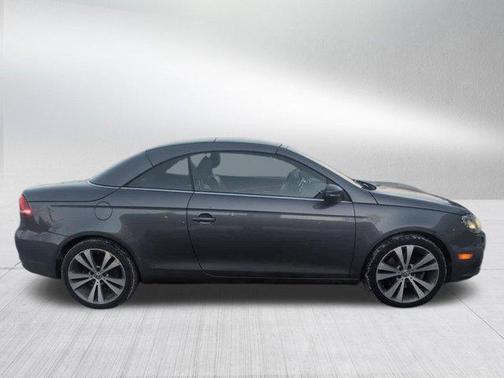 2013 Volkswagen Eos Lux