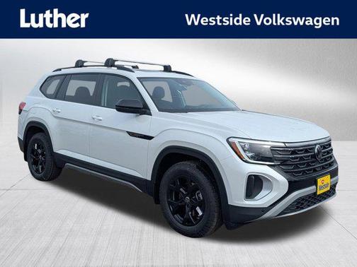 Pure Gray 2026 Volkswagen Atlas Peak Edition