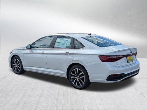 Opal White Pearl 2026 Volkswagen Jetta 1.4T SE