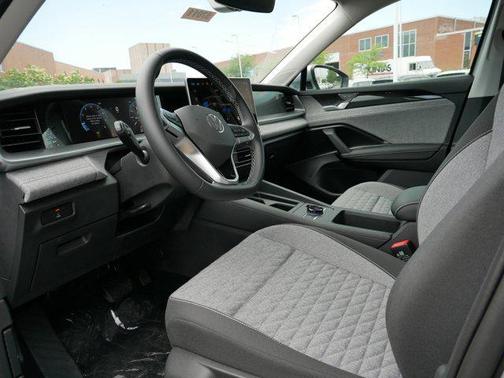 2025 Volkswagen Tiguan 2.0T S 4MOTION