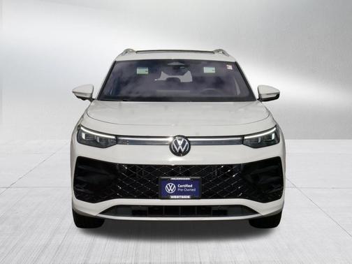 Sandstone 2025 Volkswagen Tiguan 2.0T SEL R-Line 4MOTION