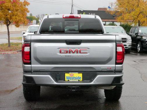2023 GMC Canyon AT4