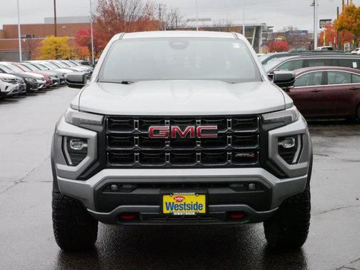 2023 GMC Canyon AT4