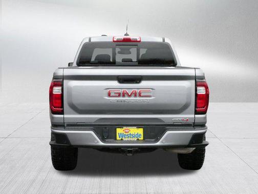 2023 GMC Canyon AT4