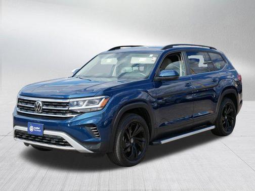 Tourmaline Blue Metallic 2022 Volkswagen Atlas 3.6L SE w/Technology
