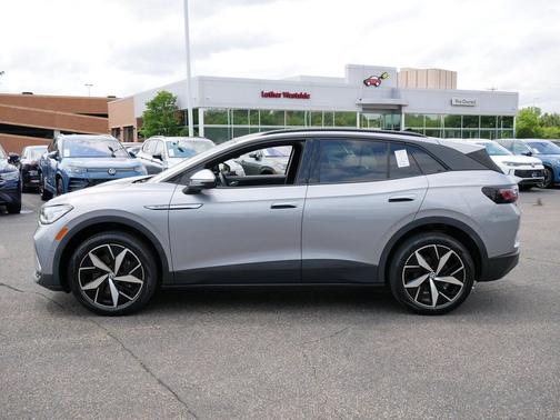 Silver Mist Metallic 2023 Volkswagen ID.4 AWD Pro S