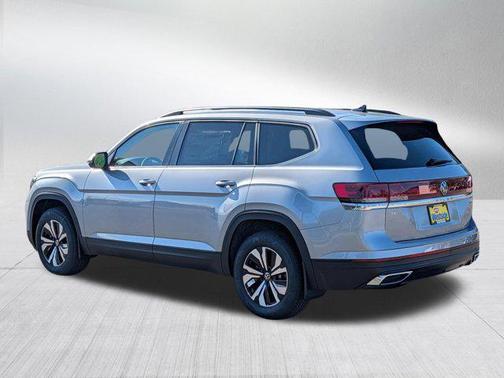 Silver Mist Metallic 2026 Volkswagen Atlas 2.0T SE