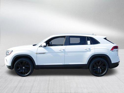 Pure White 2023 Volkswagen Atlas Cross Sport 3.6L V6 SE w/Technology