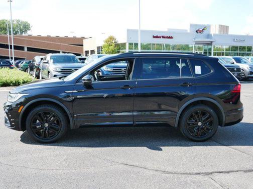 2022 Volkswagen Tiguan 2.0T SE R-Line Black 4MOTION