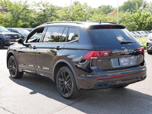 2022 Volkswagen Tiguan 2.0T SE R-Line Black 4MOTION