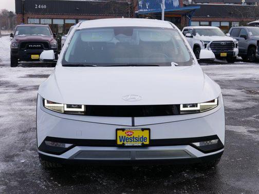 2023 Hyundai IONIQ 5 SE