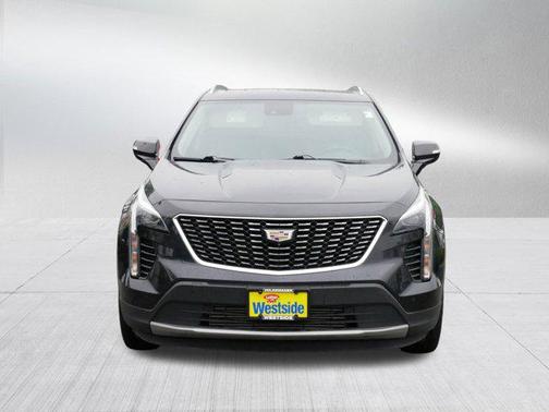 2022 Cadillac XT4 Premium Luxury