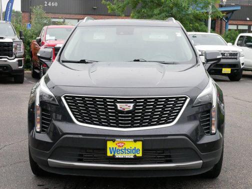 2022 Cadillac XT4 Premium Luxury