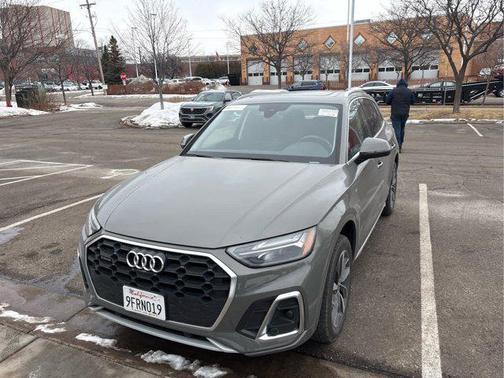 2023 Audi Q5 45 S line Premium Plus