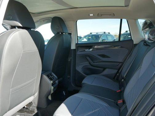 2026 Volkswagen Tiguan 2.0T SE 4MOTION