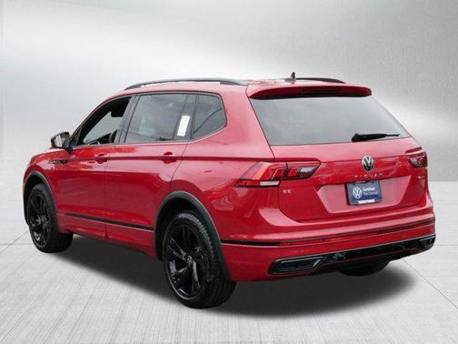 2024 Volkswagen Tiguan 2.0T SE R-Line Black 4MOTION
