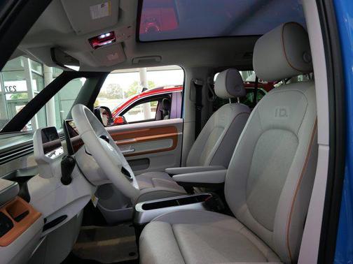 2025 Volkswagen ID. Buzz 1st Edition with 4MOTION