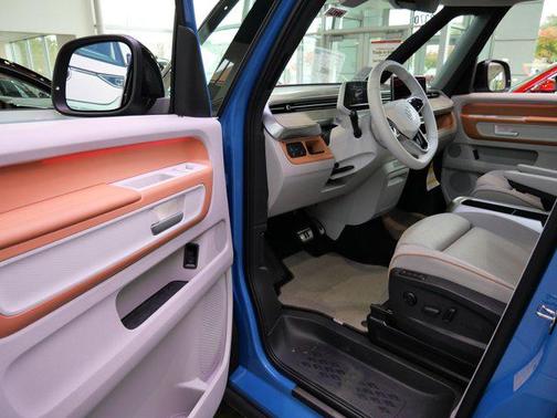 2025 Volkswagen ID. Buzz 1st Edition with 4MOTION