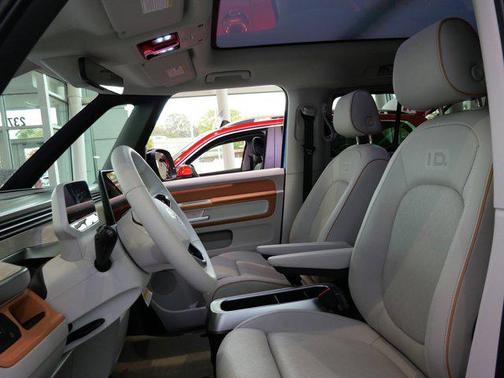 2025 Volkswagen ID. Buzz 1st Edition with 4MOTION