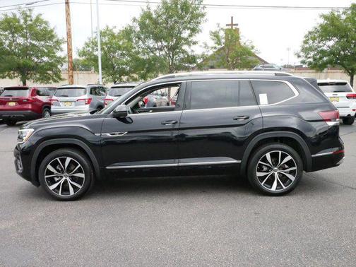 2024 Volkswagen Atlas 2.0T SEL Premium R-Line 4MOTION