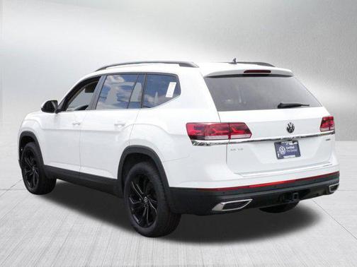 2023 Volkswagen Atlas 3.6L SE w/Technology