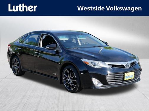 Attitude Black 2015 Toyota Avalon XLE
