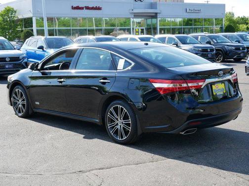 Attitude Black 2015 Toyota Avalon XLE
