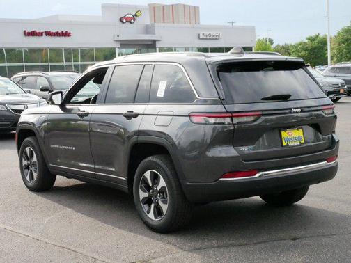 2023 Jeep Grand Cherokee 4xe Base