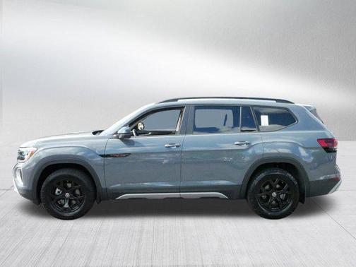 2024 Volkswagen Atlas 2.0T SEL