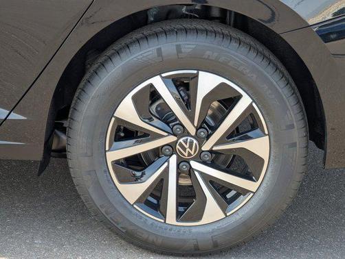 Deep Black Pearl 2026 Volkswagen Jetta 1.4T S