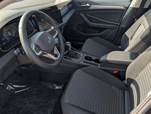 Deep Black Pearl 2026 Volkswagen Jetta 1.4T S