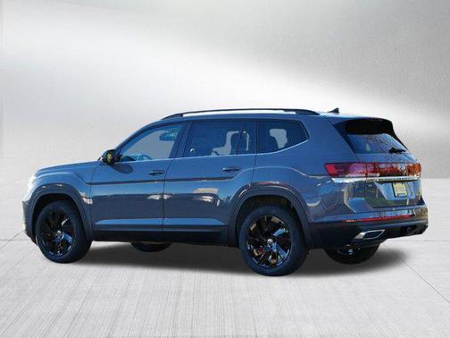 2025 Volkswagen Atlas 2.0T SE w/Technology 4MOTION