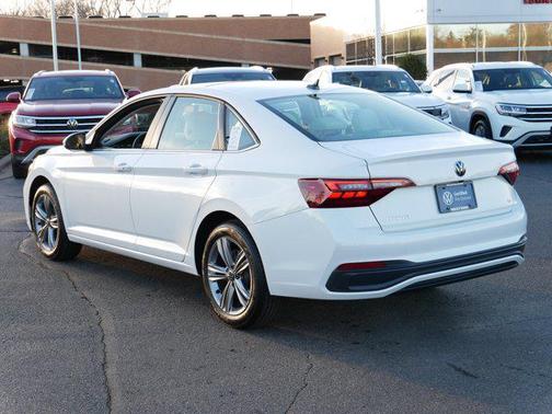 2024 Volkswagen Jetta 1.5T SE