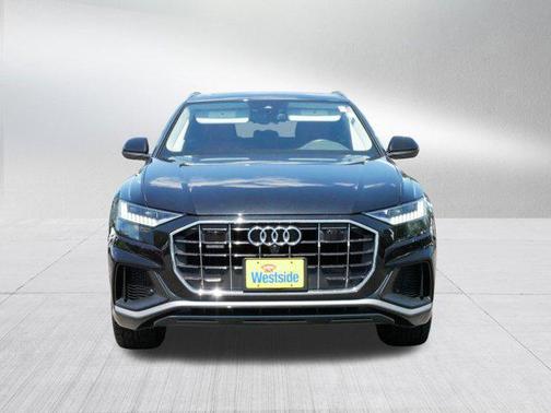 2022 Audi Q8 55 Premium Plus