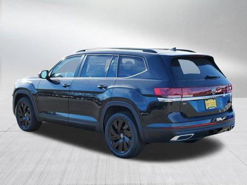 2025 Volkswagen Atlas 2.0T SE w/Technology 4MOTION