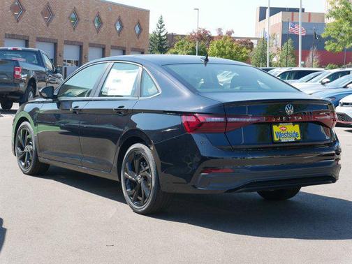 2025 Volkswagen Jetta 1.5T SE