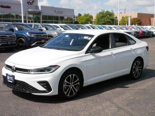 2025 Volkswagen Jetta 1.5T Sport