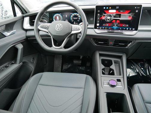 2025 Volkswagen Tiguan 2.0T SE 4MOTION