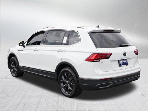 2024 Volkswagen Tiguan 2.0T SE 4MOTION