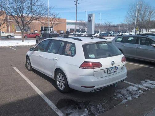 2018 Volkswagen Golf SportWagen TSI S