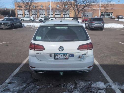 2018 Volkswagen Golf SportWagen TSI S